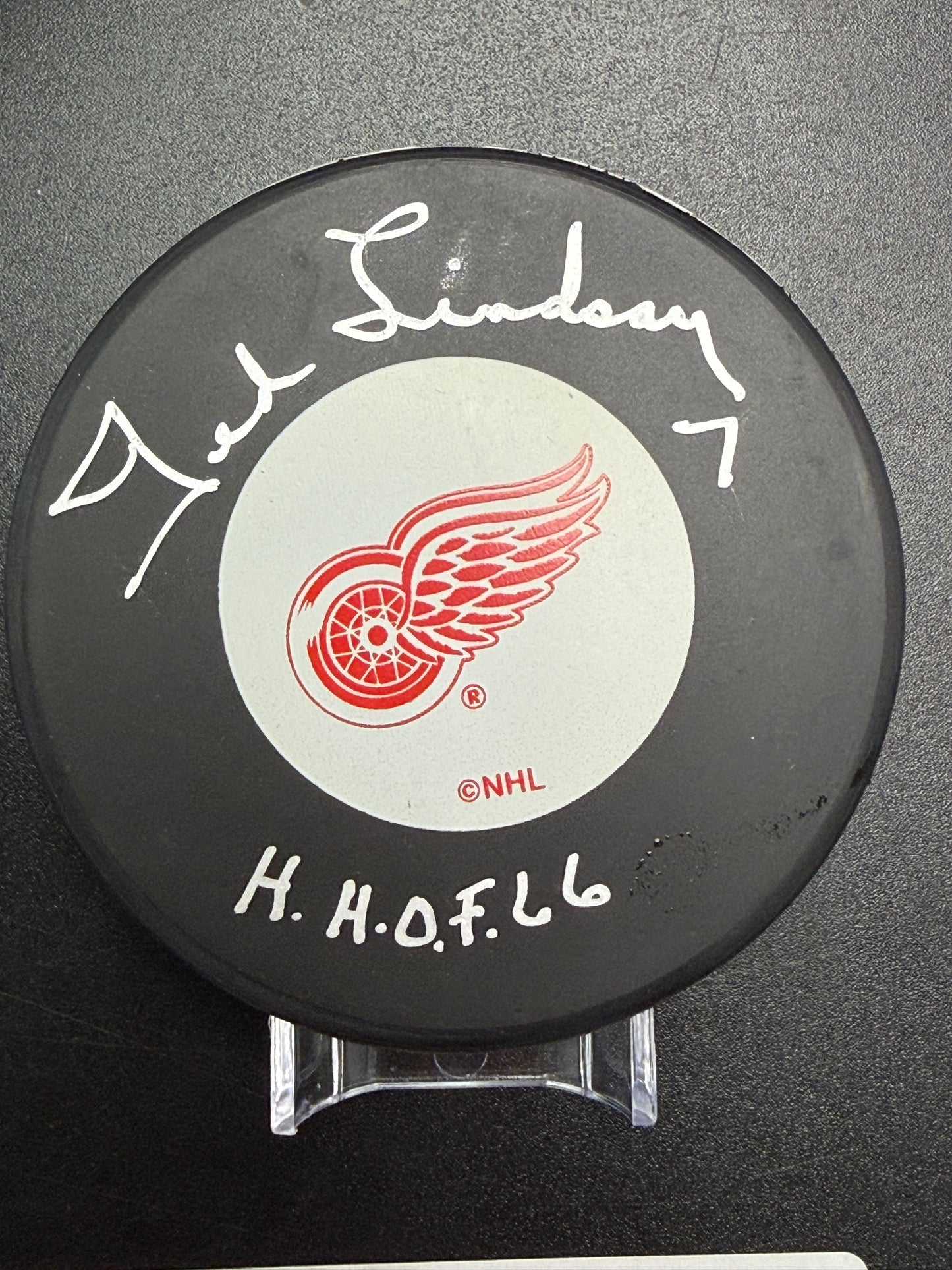 Ted Lindsay Autographed Hockey Puck Detroit Redwings