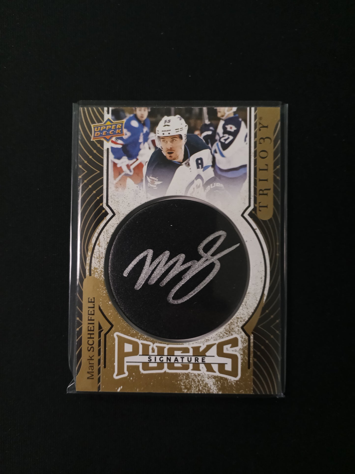 Mark Scheifele #SP-MS Signature Pucks