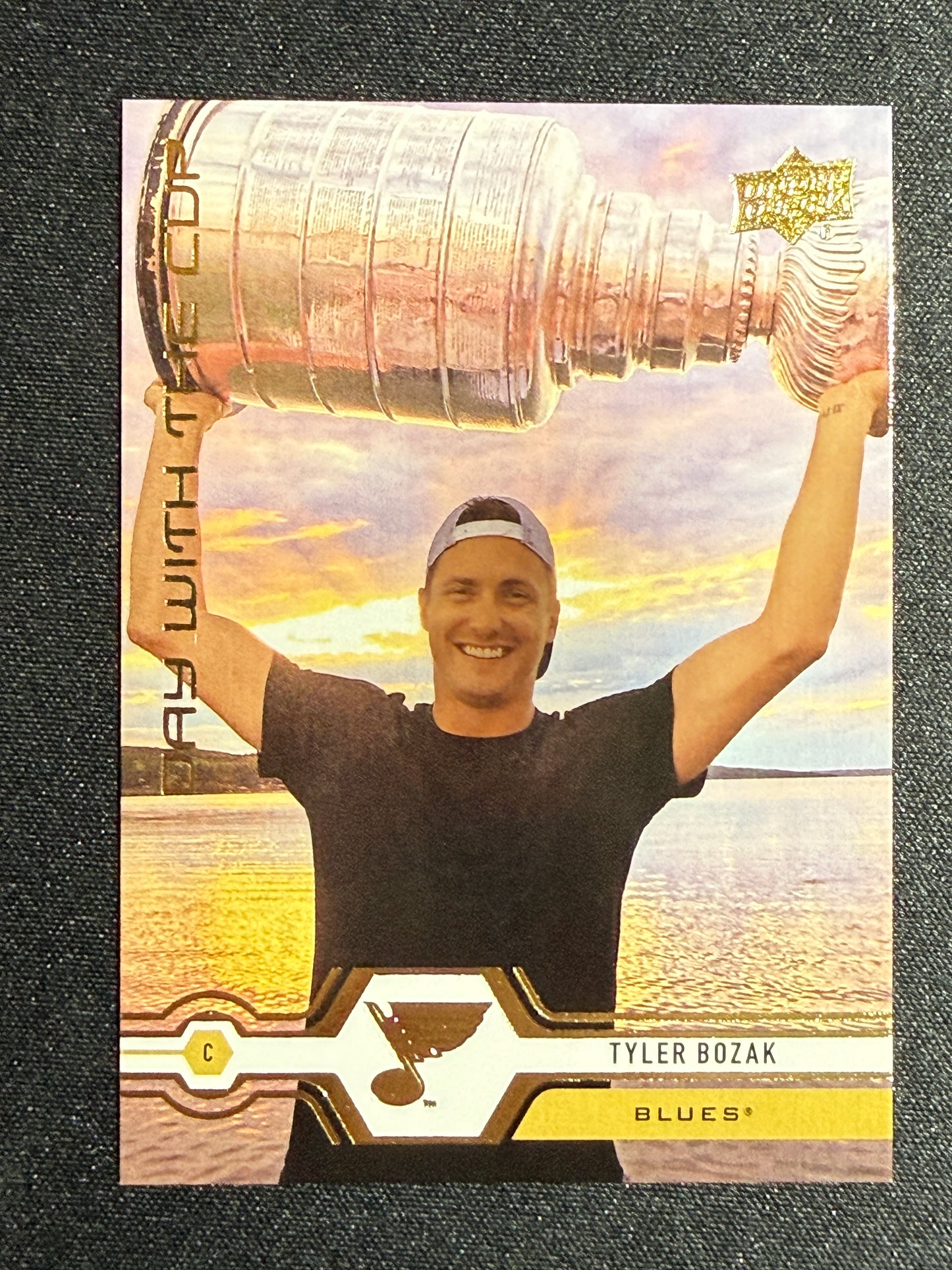 Tyler Bozak 19-20 UD Series 1 Hockey Day with the Cup