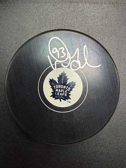 Doug Gilmour Toronto Maple Leafs Autographed Hockey Puck