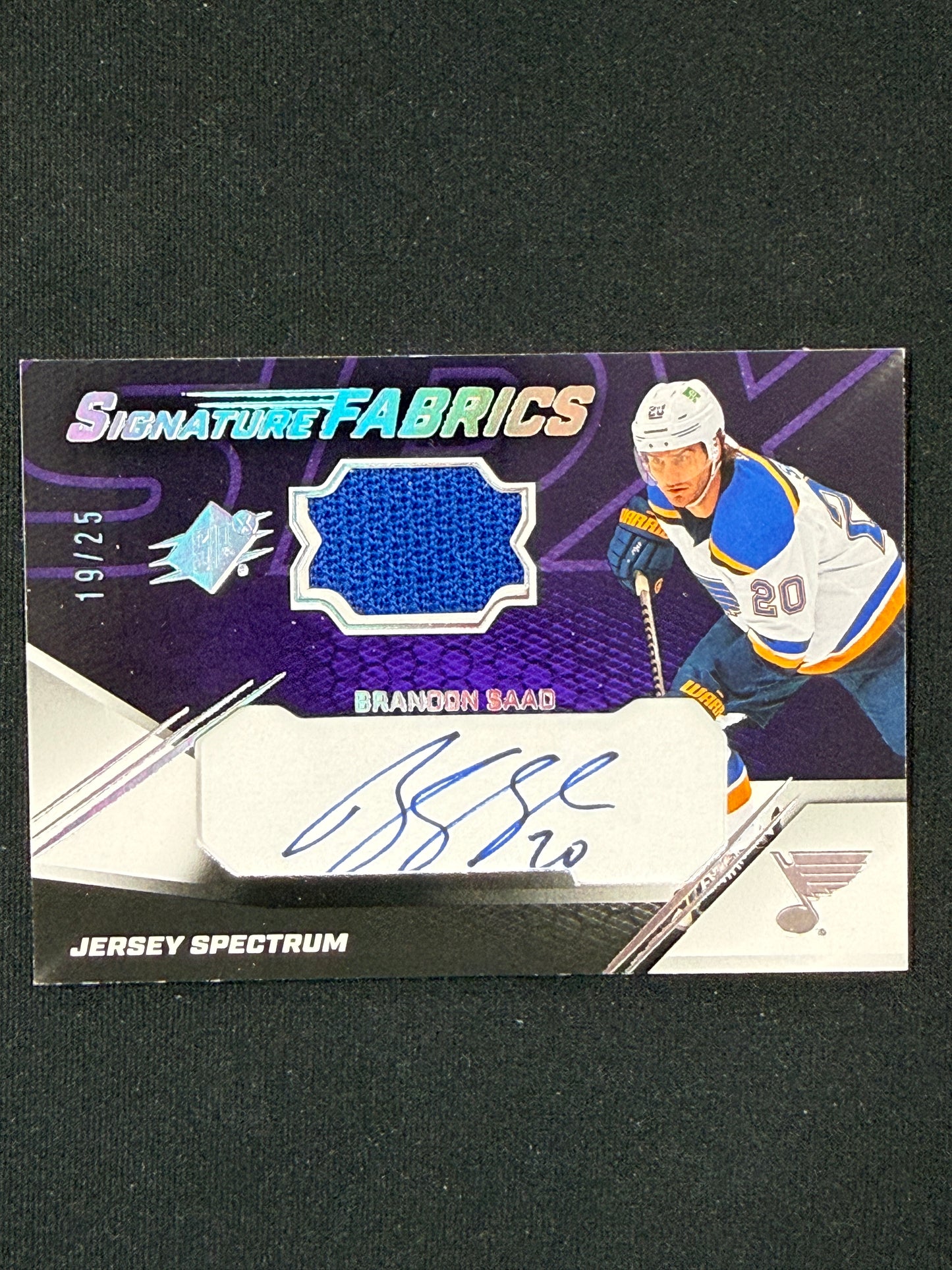 Brandon Saad #SF-BS Signature Fabrics /25