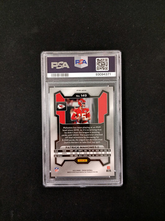 [PSA 10] 2023 Prizm Patrick Mahomes II Green Wave #149
