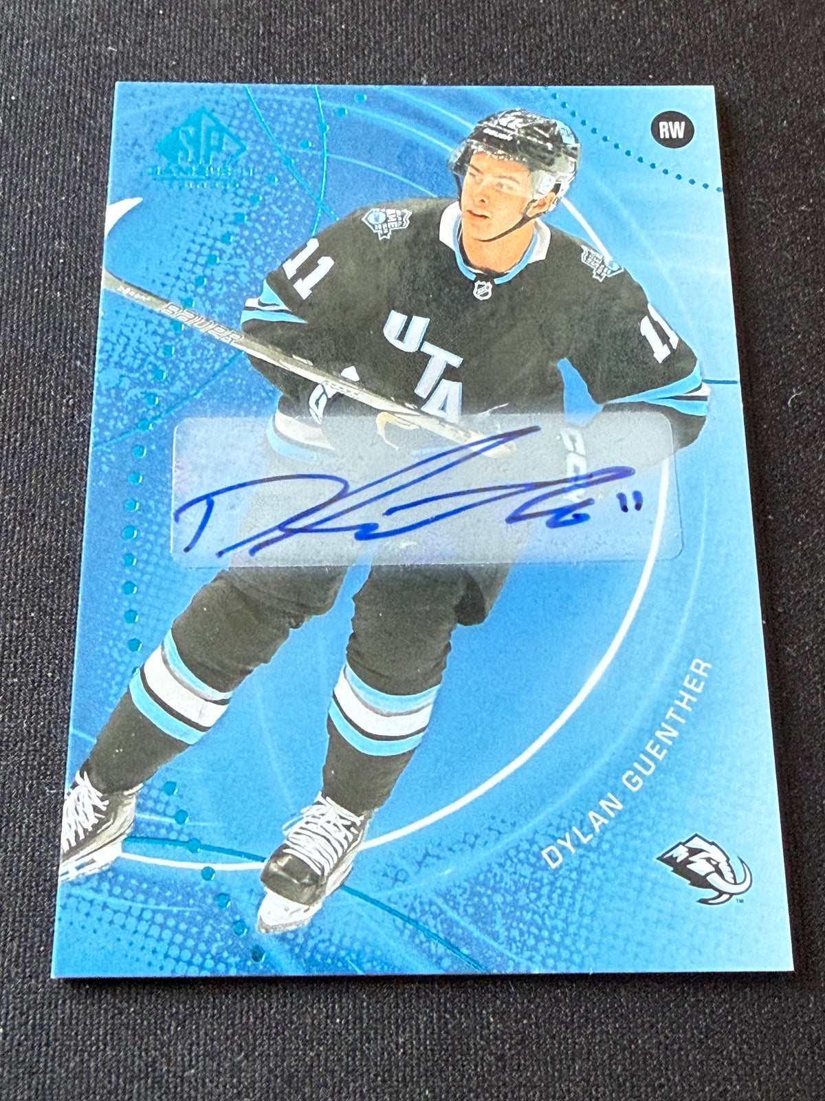 Dylan Guenther #113 SP Game Used [Blue Autograph]