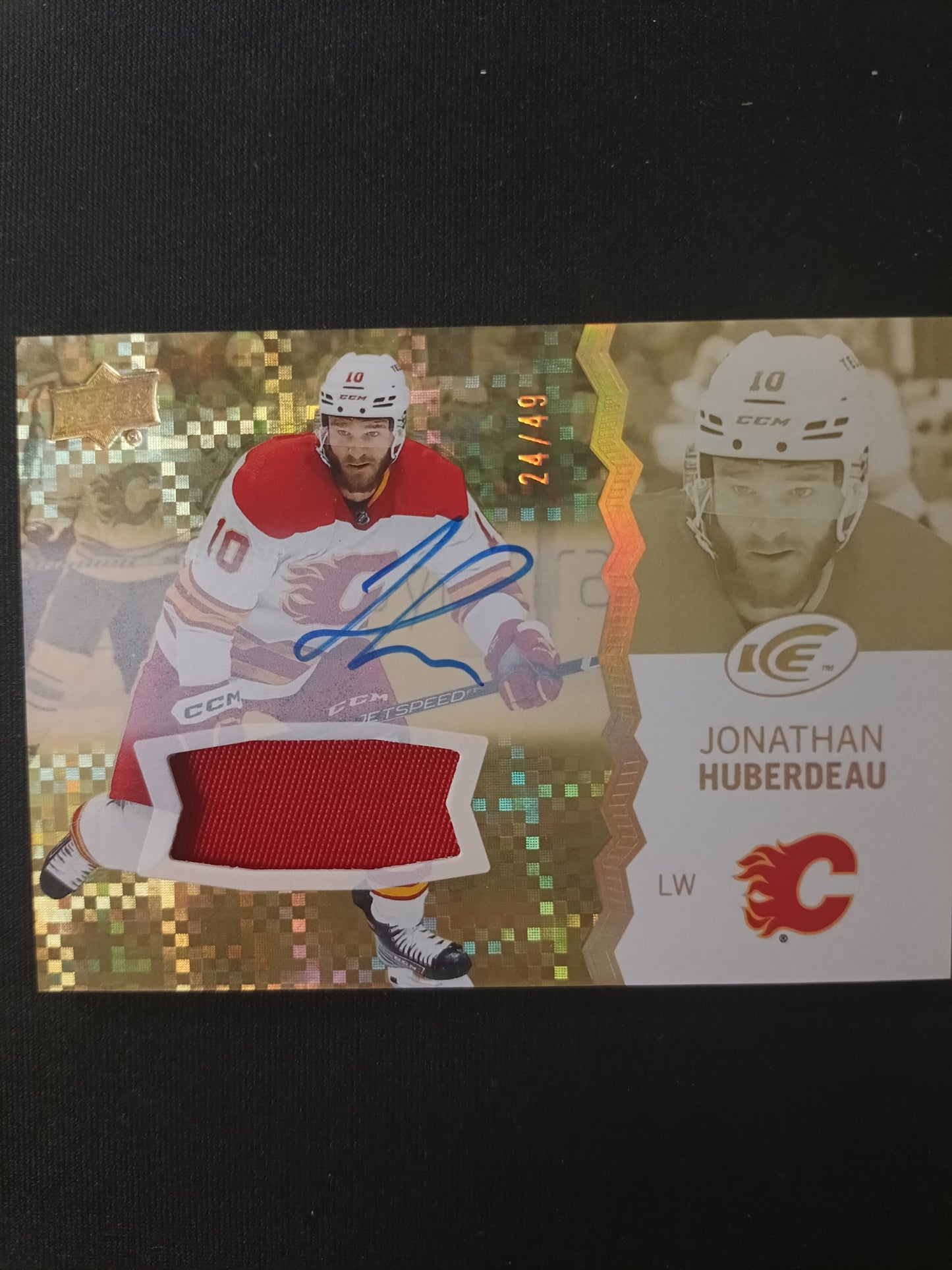 24/49 | Jonathan Huberdeau #88 Ice Auto Patch